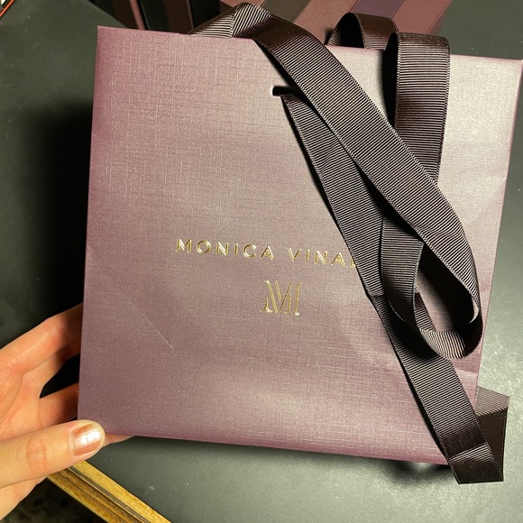 BUNDLE Of mixed sizes MONICA VINADER jewelry gift boxes, felt pouches, gift bag - Picture 5 of 8